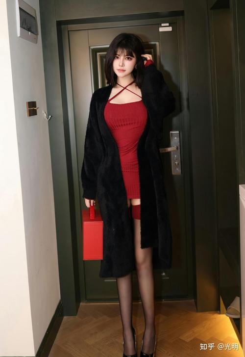 午夜18禁在线的相关介绍