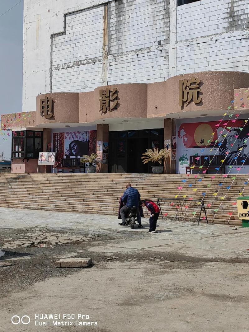 少妇av射精精品蜜桃专区的相关介绍