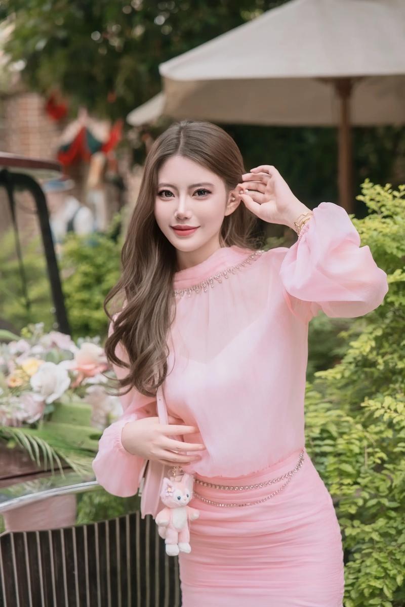 少妇一级淫片免放99久久蜜av的相关介绍