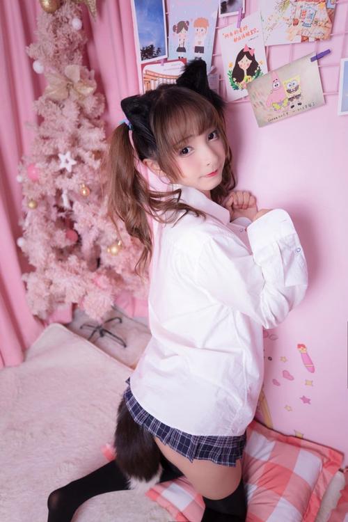 根据您的需求，生成一个SEO标题如下：

**熟女少妇免费一区二区高清大全 | 熟女少妇专区视频 免费在线观看 长尾关键词：熟女少妇高清资源、一区二区免费视频、少妇影视合集**