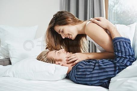 正经男女动漫的相关介绍