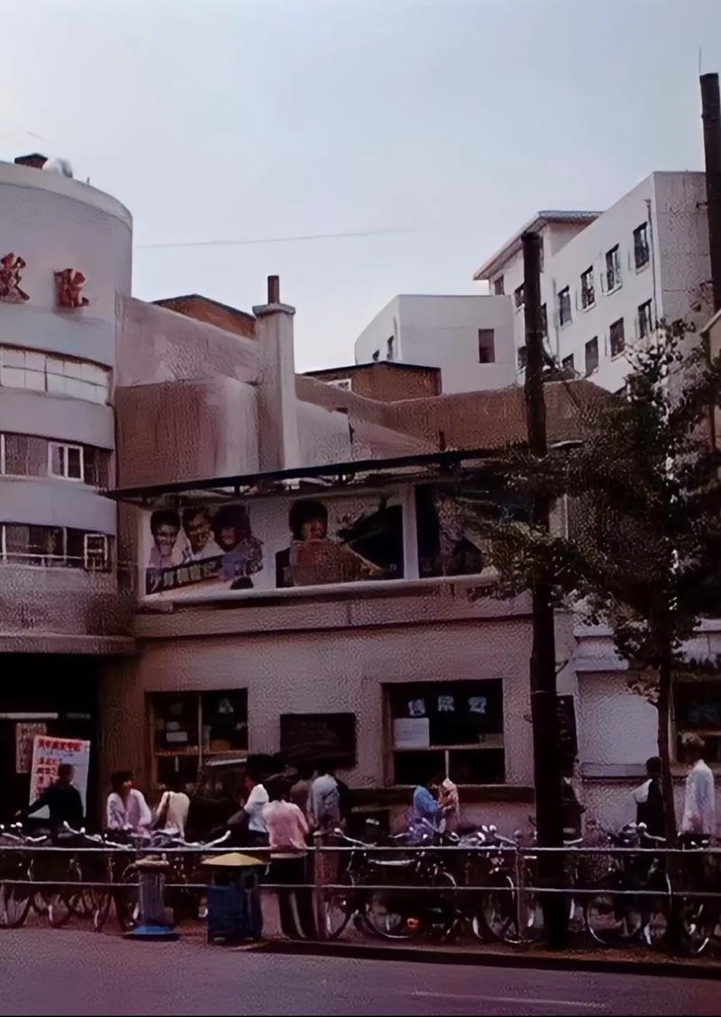七色电影院的相关介绍