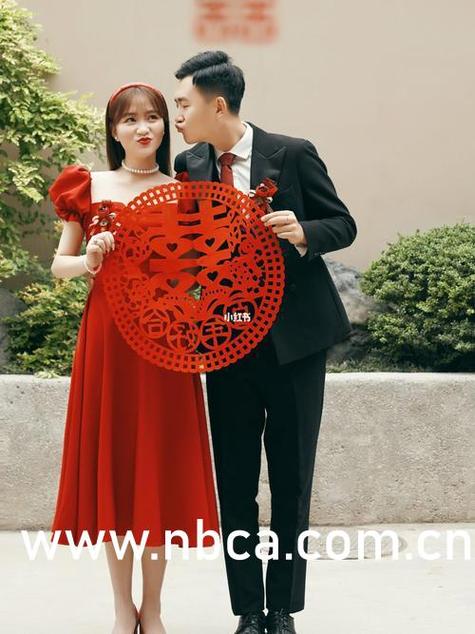 漂亮人妻被搭讪按摩被中出的相关介绍