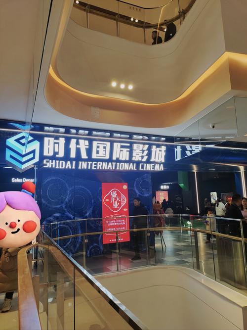 被多人伦轩到高潮的小说的相关介绍