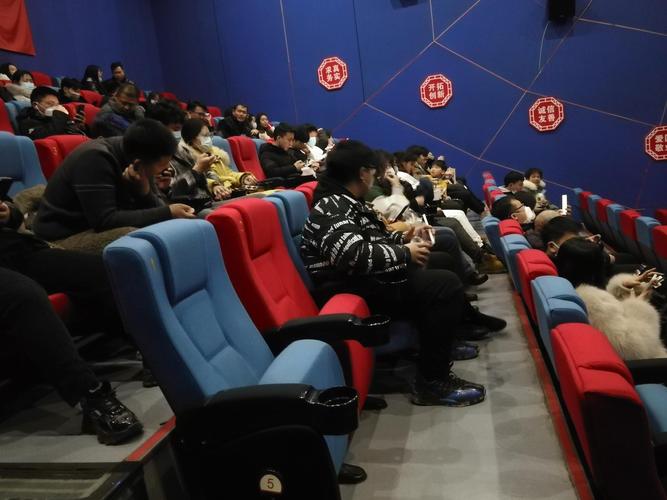 久久黑丝av的相关介绍