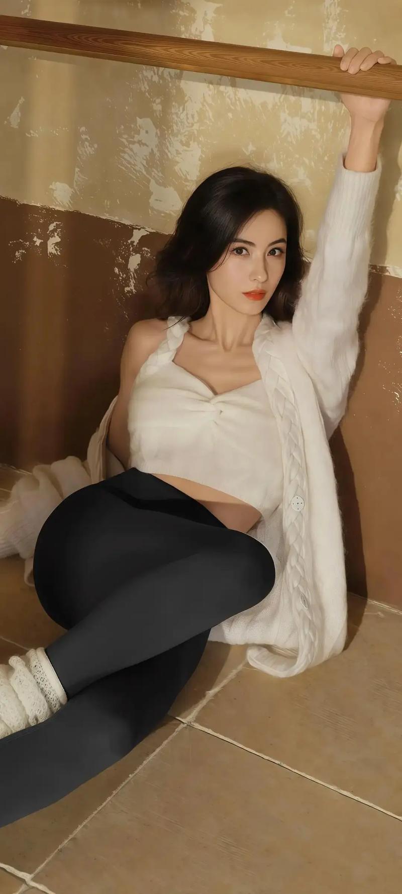 美女老师被上的相关介绍