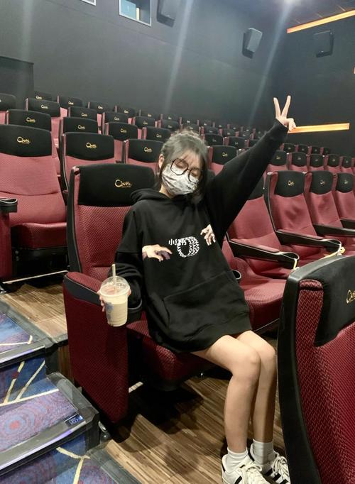 美女电影院高清在线观看 - 热门美女电影推荐与免费影院导航