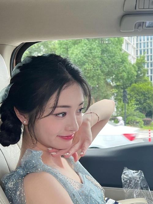 玩弄人妻陈静小说的相关介绍