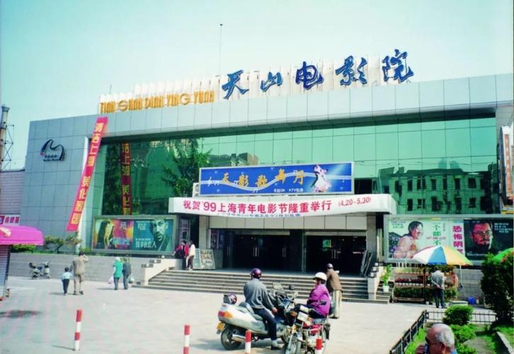 欧美大尺度男女的相关介绍