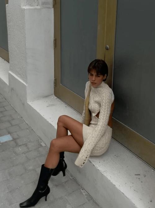 男插女冒白浆的相关介绍