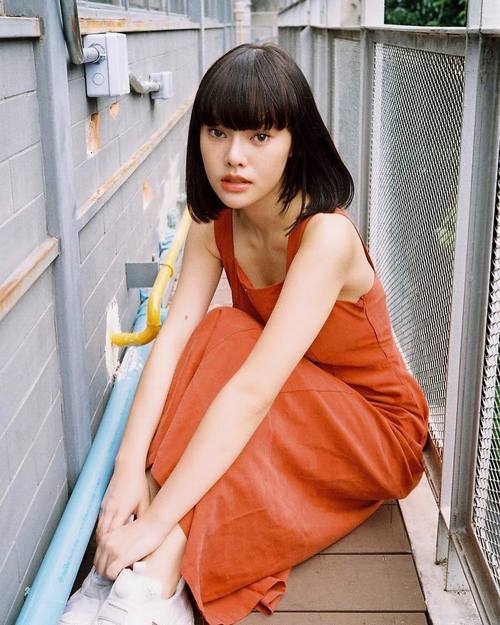 玩弄人妻少妇av少的相关介绍