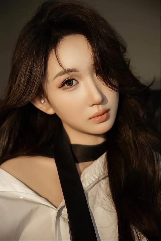 扒开美女狂揉中国的相关介绍