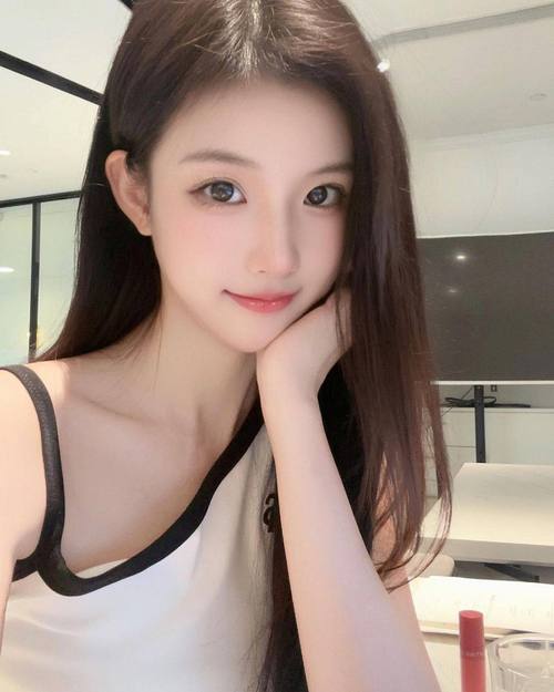 欧美美女18 p的相关介绍