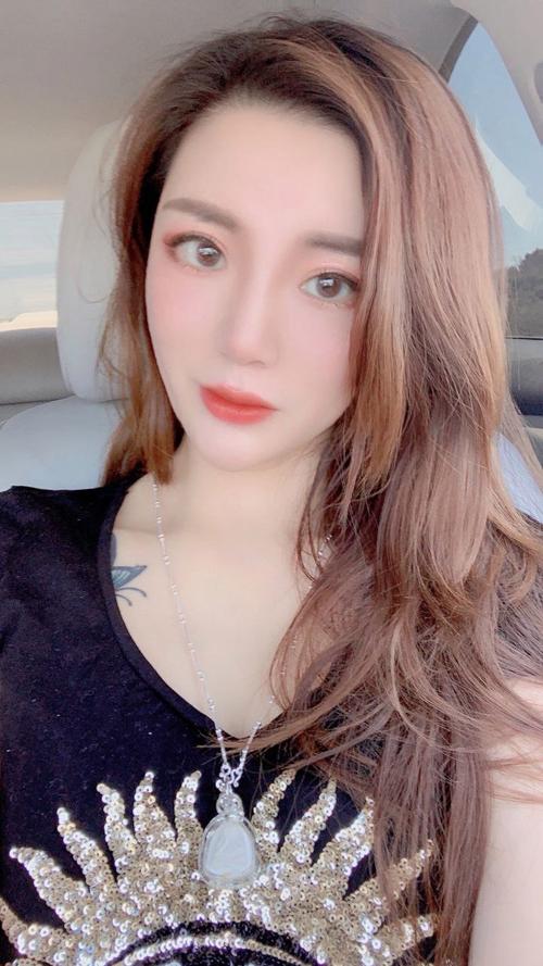 欧美熟妇乱大交xxxxx的相关介绍