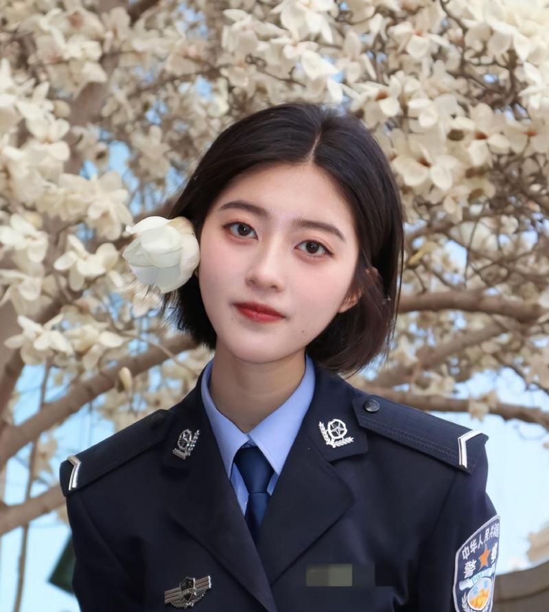 调教骚货(双性)的相关介绍