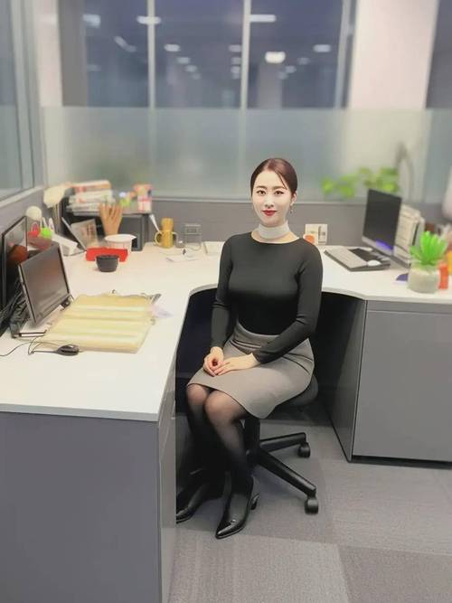 美女被爆操av的相关介绍